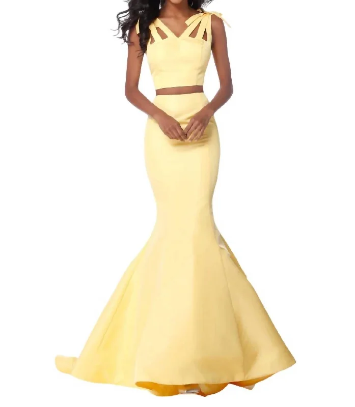 prom dresses for summerTwo-Piece Taffeta Prom Dress In Yellow