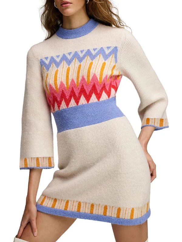 Womens Striped Fit & Form Pullover Sweater