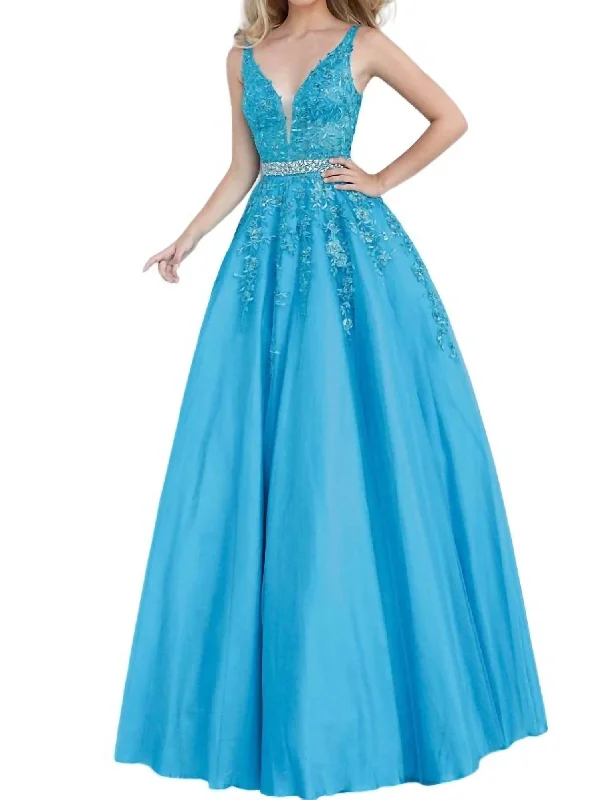 sleeveless prom dressesEmbellished Lace Prom Dress In Turq