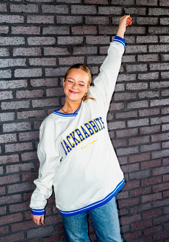 VARSITY V-NECK PULLOVER